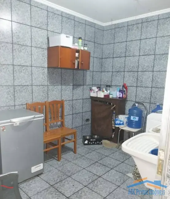 Sobrado com 3 quartos à venda, 110m2 em Jardim Roberto, Osasco - SP - imagem 7 Foto 7 de Sobrado com 3 quartos à venda, 110m2 em Jardim Roberto, Osasco - SP