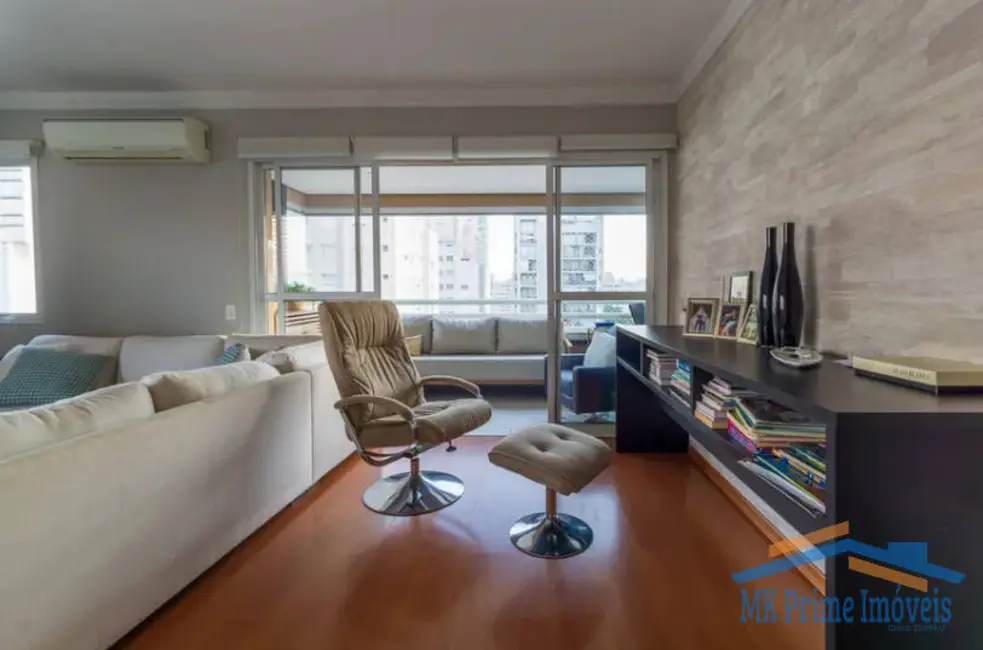 Apartamento com 3 quartos à venda, 137m2 em Vila Olímpia, São Paulo - SP - imagem 4 Foto 4 de Apartamento com 3 quartos à venda, 137m2 em Vila Olímpia, São Paulo - SP