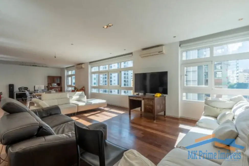 Apartamento com 3 quartos à venda, 239m2 em Jardim Paulista, São Paulo - SP - imagem 3 Foto 3 de Apartamento com 3 quartos à venda, 239m2 em Jardim Paulista, São Paulo - SP
