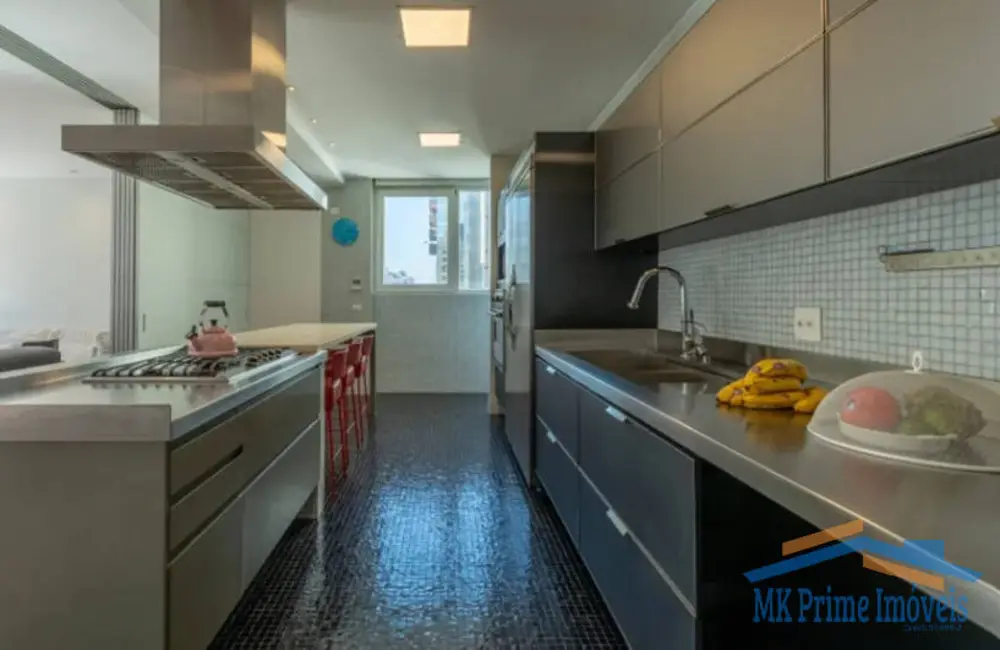 Apartamento com 3 quartos à venda, 239m2 em Jardim Paulista, São Paulo - SP - imagem 8 Foto 8 de Apartamento com 3 quartos à venda, 239m2 em Jardim Paulista, São Paulo - SP