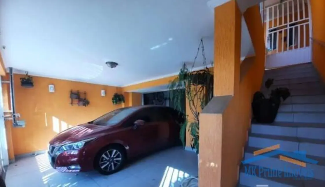 Sobrado com 3 quartos à venda, 230m2 em Osasco - SP - imagem 1 Foto 1 de Sobrado com 3 quartos à venda, 230m2 em Osasco - SP