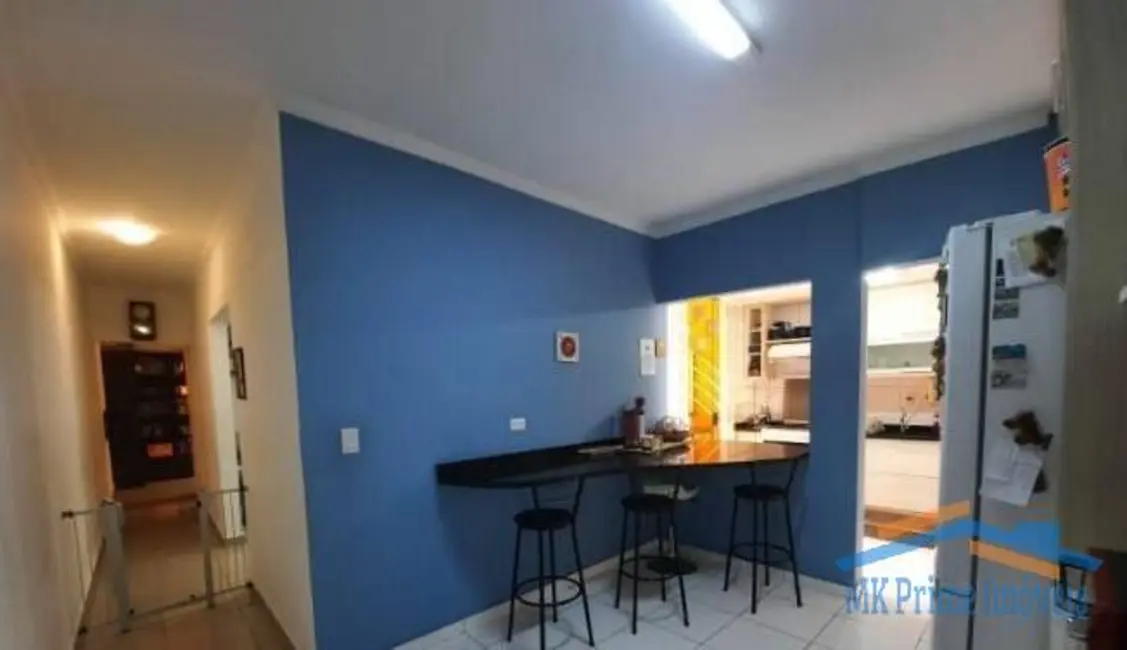 Sobrado com 3 quartos à venda, 230m2 em Osasco - SP - imagem 6 Foto 6 de Sobrado com 3 quartos à venda, 230m2 em Osasco - SP
