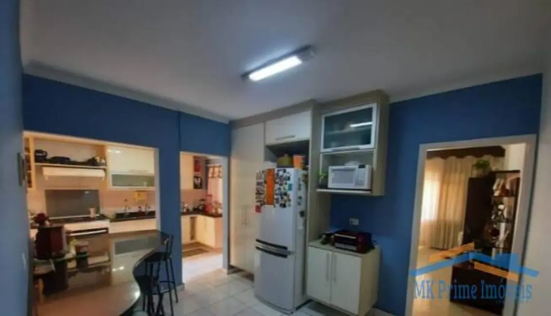 Sobrado com 3 quartos à venda, 230m2 em Osasco - SP - imagem 7 Foto 7 de Sobrado com 3 quartos à venda, 230m2 em Osasco - SP