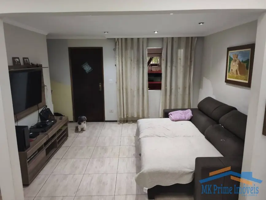 Sobrado com 3 quartos à venda, 200m2 em Quitaúna, Osasco - SP - imagem 4 Foto 4 de Sobrado com 3 quartos à venda, 200m2 em Quitaúna, Osasco - SP