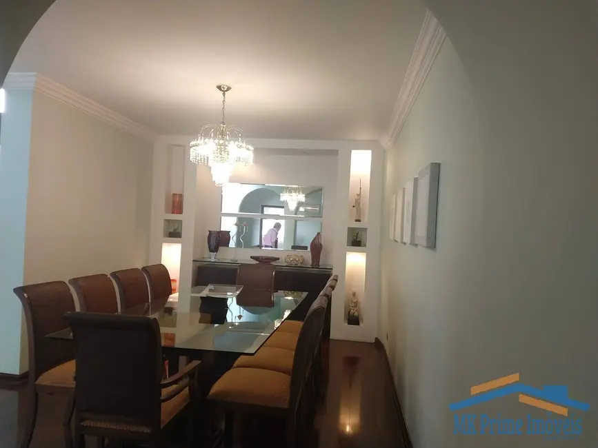 Sobrado com 3 quartos à venda, 336m2 em Parque dos Príncipes, São Paulo - SP - imagem 5 Foto 5 de Sobrado com 3 quartos à venda, 336m2 em Parque dos Príncipes, São Paulo - SP