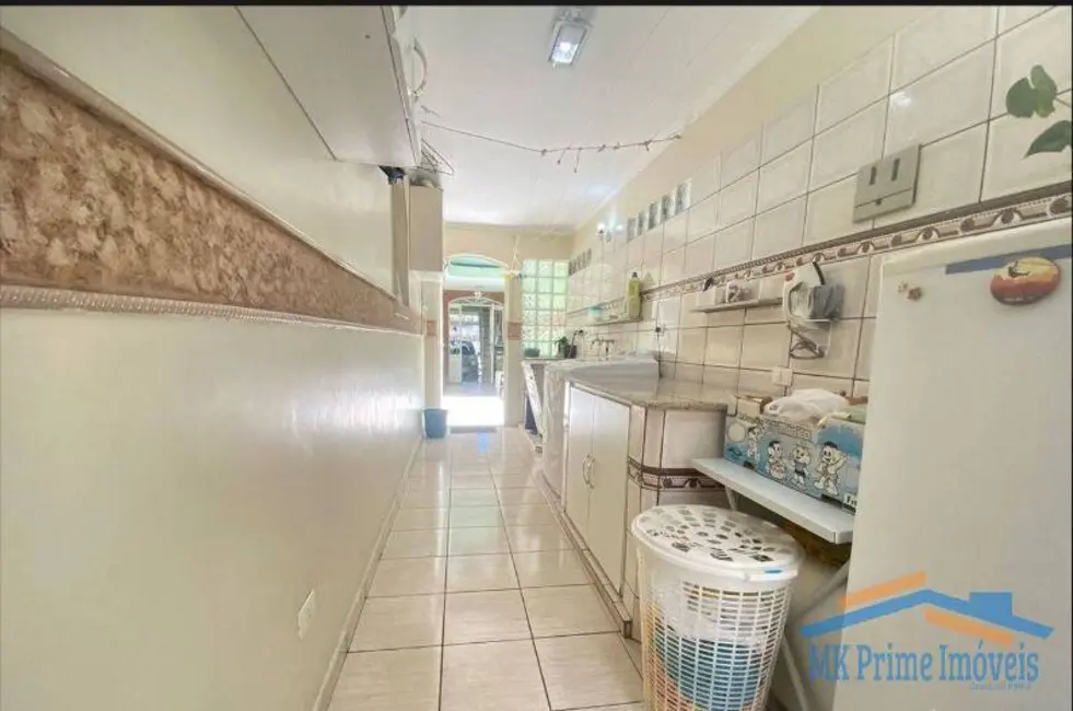 Sobrado com 3 quartos à venda, 218m2 em Cidade das Flores, Osasco - SP - imagem 9 Foto 9 de Sobrado com 3 quartos à venda, 218m2 em Cidade das Flores, Osasco - SP