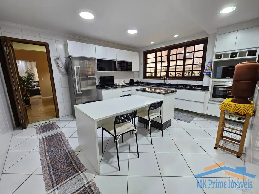 Sobrado com 3 quartos à venda, 299m2 em Jardim Patente Novo, São Paulo - SP - imagem 4 Foto 4 de Sobrado com 3 quartos à venda, 299m2 em Jardim Patente Novo, São Paulo - SP