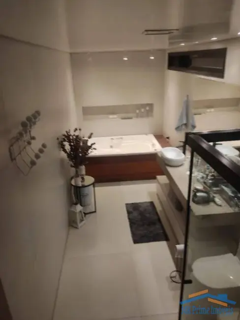 Casa de Condomínio com 4 quartos à venda, 360m2 em Tarumã, Santana De Parnaiba - SP - imagem 5 Foto 5 de Casa de Condomínio com 4 quartos à venda, 360m2 em Tarumã, Santana De Parnaiba - SP