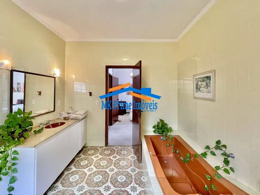 Casa de Condomínio com 4 quartos à venda, 399m2 em Moinho Velho, Embu Das Artes - SP - imagem 3 Foto 3 de Casa de Condomínio com 4 quartos à venda, 399m2 em Moinho Velho, Embu Das Artes - SP