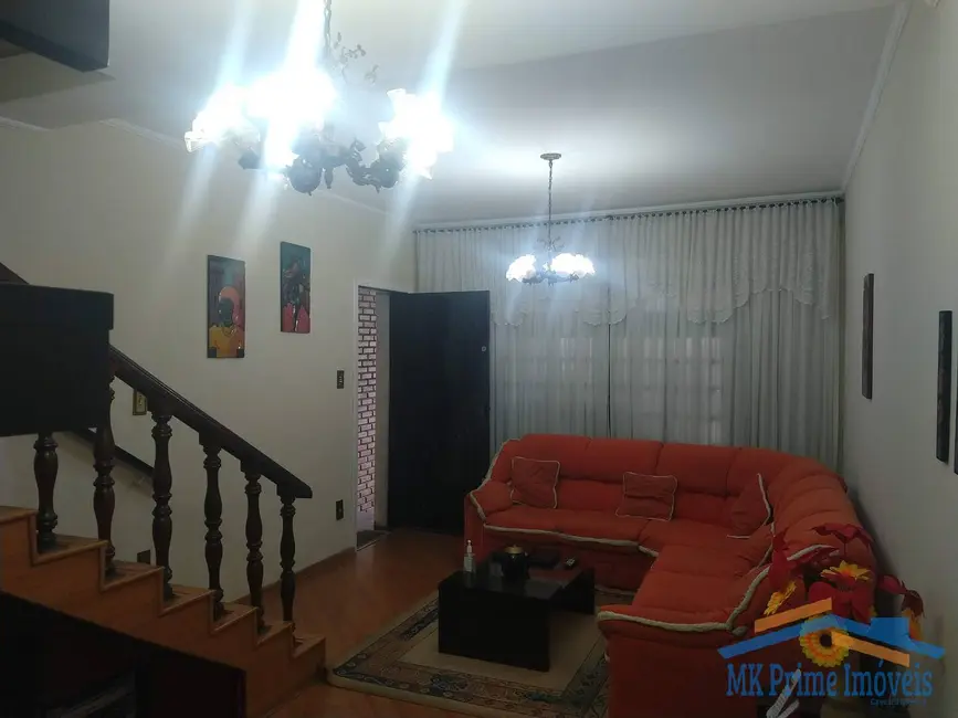 Sobrado com 2 quartos à venda, 246m2 em Cipava, Osasco - SP - imagem 4 Foto 4 de Sobrado com 2 quartos à venda, 246m2 em Cipava, Osasco - SP