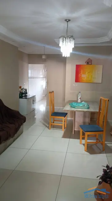 Sobrado com 4 quartos à venda, 302m2 em Bussocaba, Osasco - SP - imagem 4 Foto 4 de Sobrado com 4 quartos à venda, 302m2 em Bussocaba, Osasco - SP