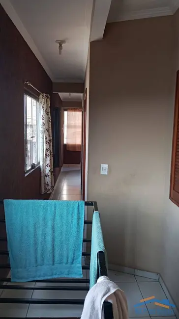 Sobrado com 4 quartos à venda, 302m2 em Bussocaba, Osasco - SP - imagem 5 Foto 5 de Sobrado com 4 quartos à venda, 302m2 em Bussocaba, Osasco - SP