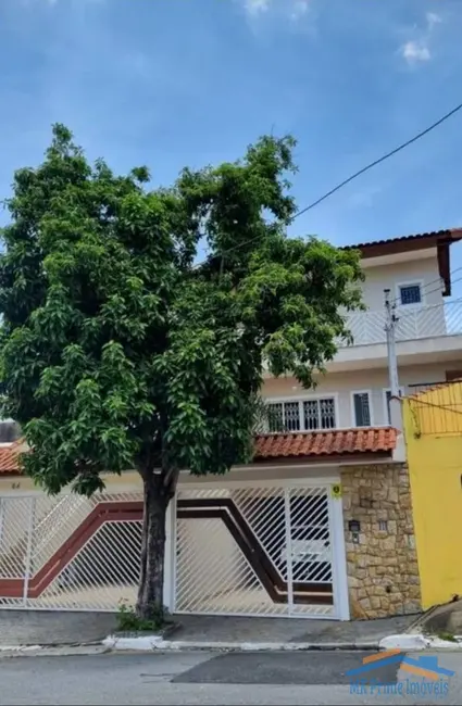 Sobrado com 3 quartos à venda, 190m2 em Vila Campesina, Osasco - SP - imagem 7 Foto 7 de Sobrado com 3 quartos à venda, 190m2 em Vila Campesina, Osasco - SP