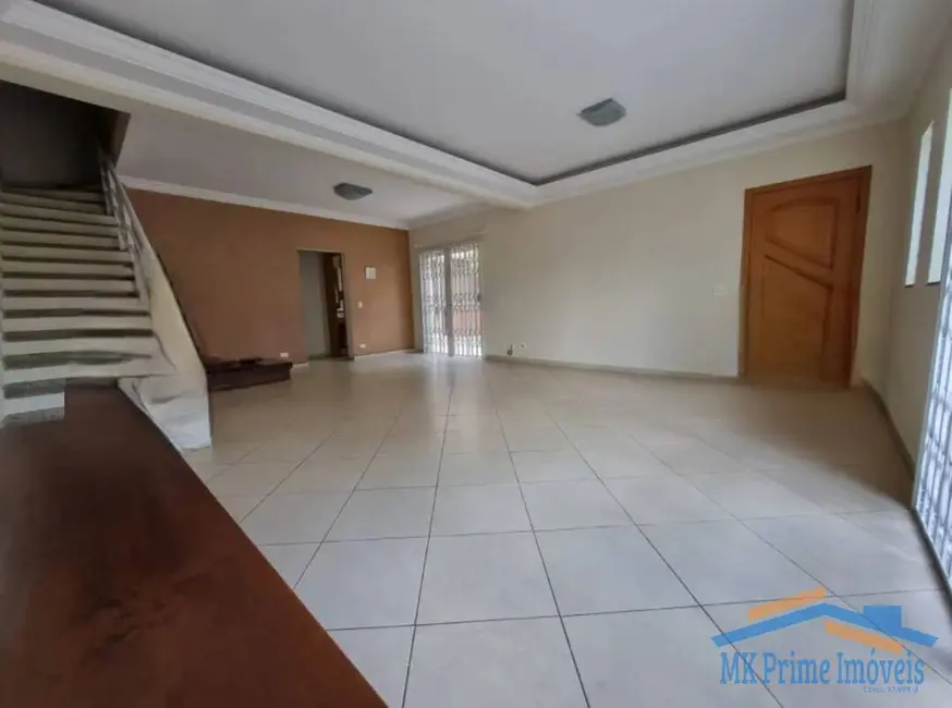Sobrado com 3 quartos à venda, 190m2 em Vila Campesina, Osasco - SP - imagem 9 Foto 9 de Sobrado com 3 quartos à venda, 190m2 em Vila Campesina, Osasco - SP