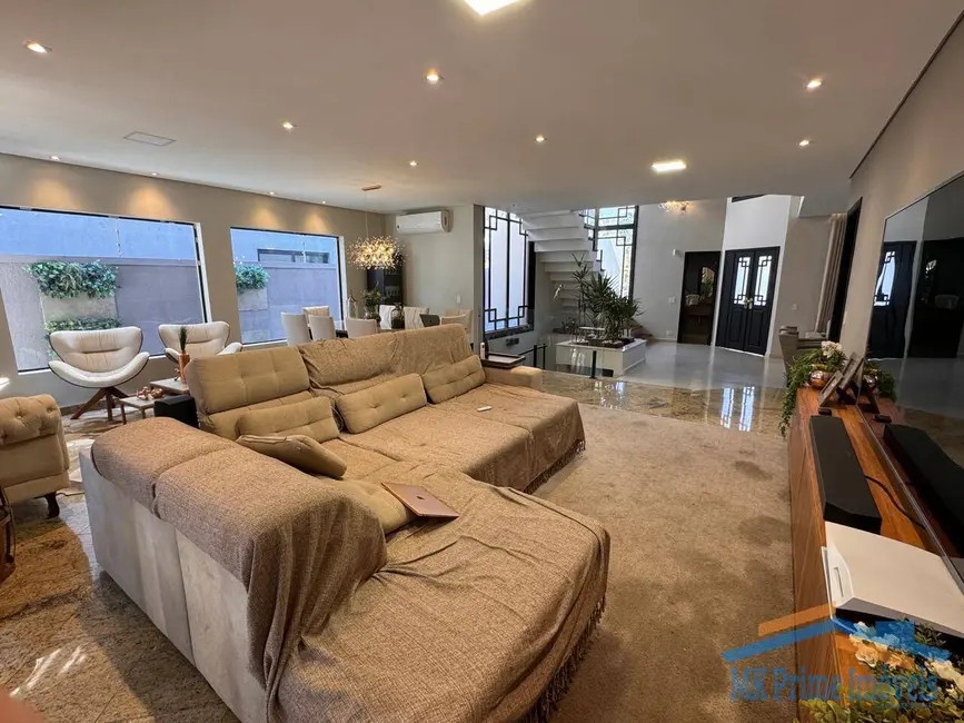 Foto 2 de Casa de Condomínio com 3 quartos à venda, 500m2 em Parque dos Príncipes, São Paulo - SP