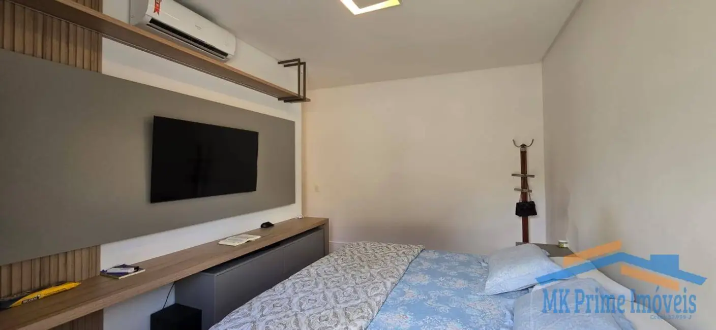 Foto 5 de Casa de Condomínio com 3 quartos à venda, 300m2 em Jardim do Golf I, Jandira - SP