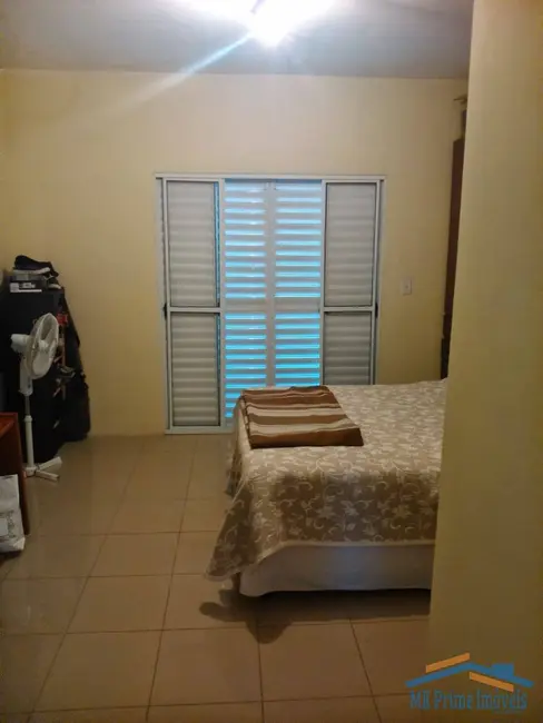 Sobrado com 3 quartos à venda, 205m2 em Jaguaribe, Osasco - SP - imagem 5 Foto 5 de Sobrado com 3 quartos à venda, 205m2 em Jaguaribe, Osasco - SP