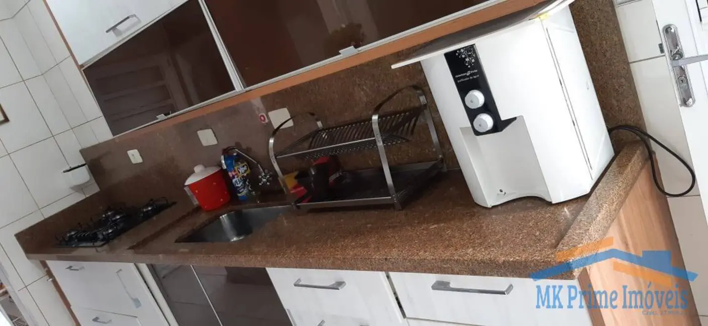 Sobrado com 3 quartos à venda, 205m2 em Jaguaribe, Osasco - SP - imagem 9 Foto 9 de Sobrado com 3 quartos à venda, 205m2 em Jaguaribe, Osasco - SP