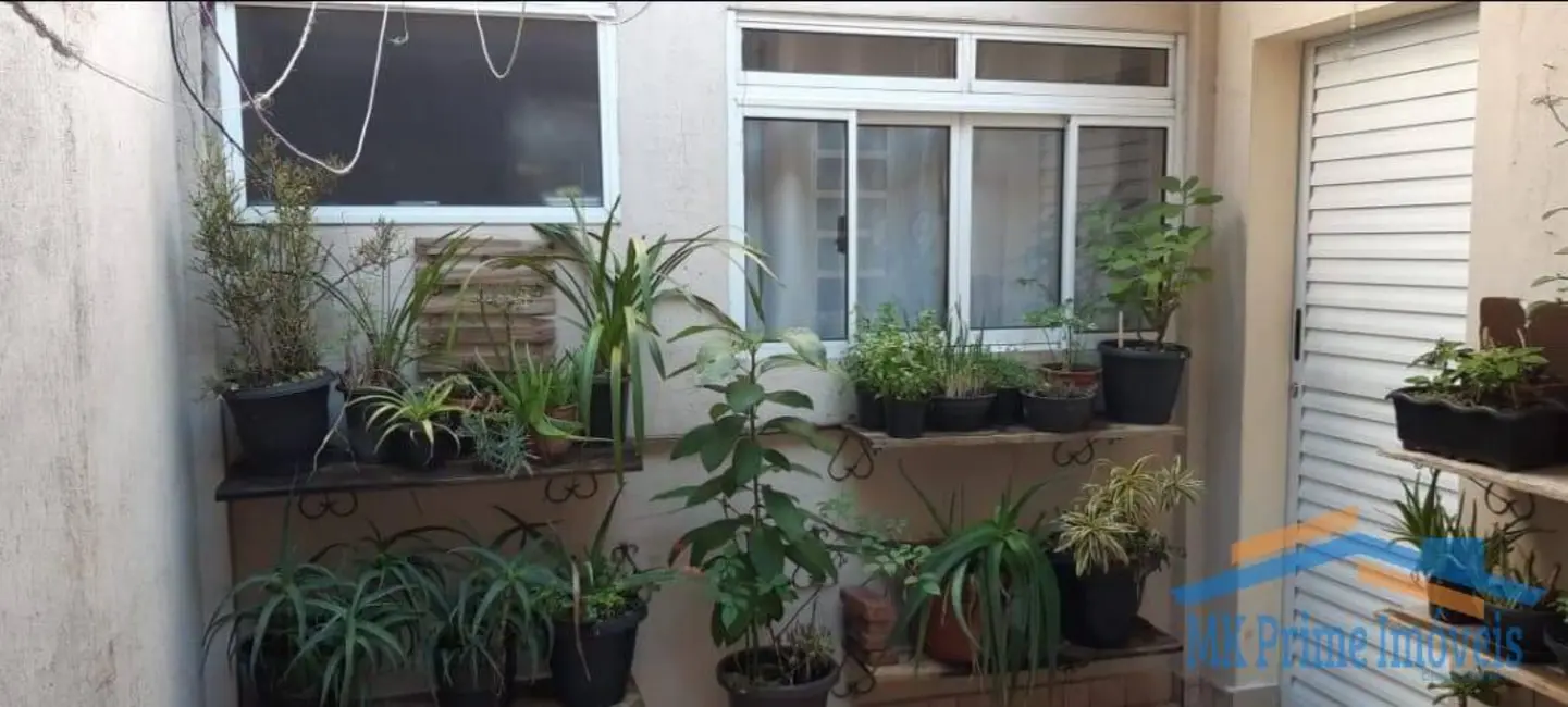 Sobrado com 3 quartos à venda, 205m2 em Jaguaribe, Osasco - SP - imagem 6 Foto 6 de Sobrado com 3 quartos à venda, 205m2 em Jaguaribe, Osasco - SP