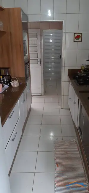 Foto 2 de Sobrado com 3 quartos à venda, 205m2 em Jaguaribe, Osasco - SP