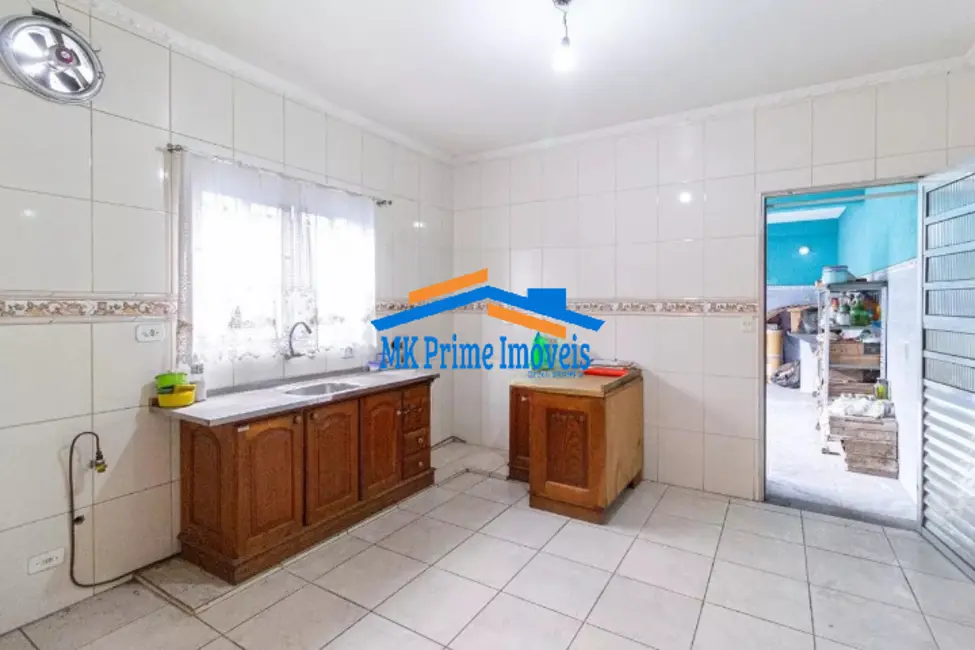 Sobrado com 4 quartos à venda, 240m2 em km 18, Osasco - SP - imagem 8 Foto 8 de Sobrado com 4 quartos à venda, 240m2 em km 18, Osasco - SP