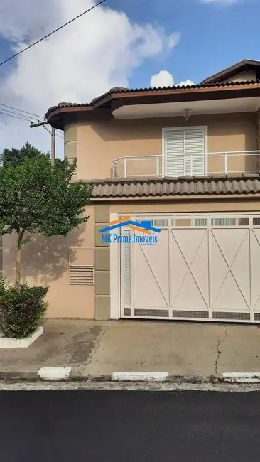 Sobrado com 3 quartos à venda, 212m2 em Bela Vista, Osasco - SP - imagem 4 Foto 4 de Sobrado com 3 quartos à venda, 212m2 em Bela Vista, Osasco - SP