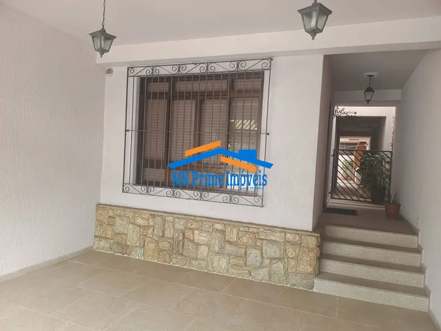 Sobrado com 3 quartos à venda, 212m2 em Cidade das Flores, Osasco - SP - imagem 1 Foto 1 de Sobrado com 3 quartos à venda, 212m2 em Cidade das Flores, Osasco - SP