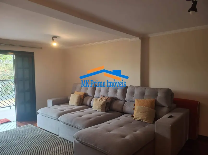 Sobrado com 3 quartos à venda, 212m2 em Cidade das Flores, Osasco - SP - imagem 4 Foto 4 de Sobrado com 3 quartos à venda, 212m2 em Cidade das Flores, Osasco - SP