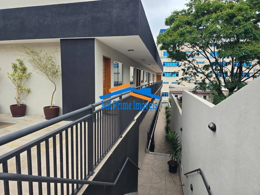 Foto 2 de Apartamento com 1 quarto à venda, 28m2 em Jardim das Belezas, Carapicuiba - SP