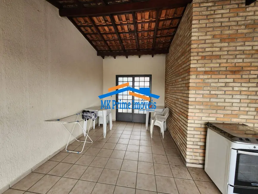 Foto 4 de Sobrado com 3 quartos à venda, 203m2 em Quitaúna, Osasco - SP