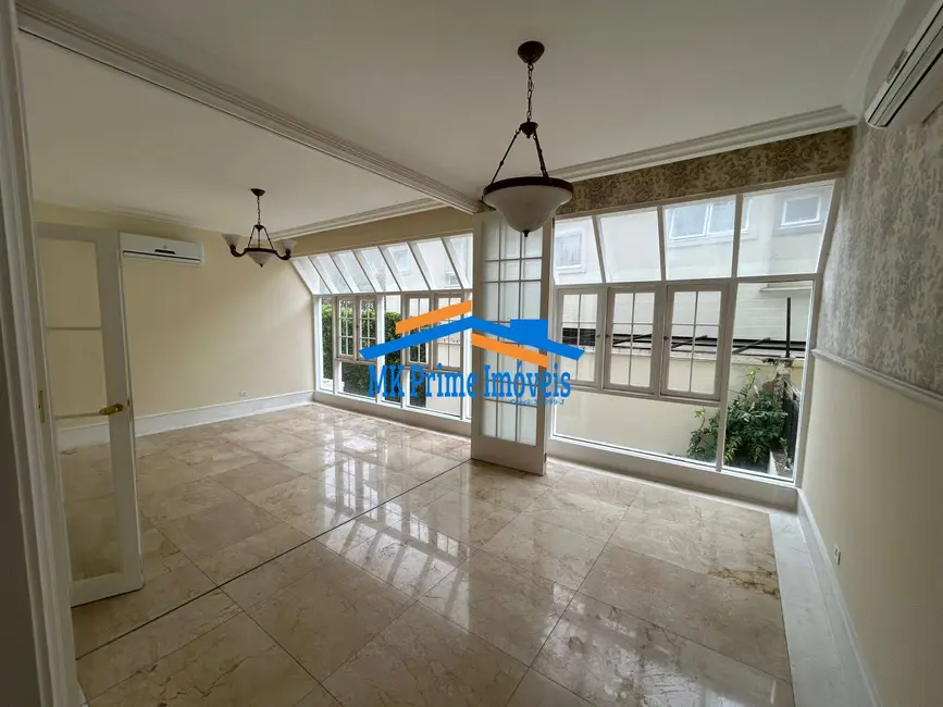 Casa com 2 quartos para alugar, 1135m2 em Alphaville, Santana De Parnaiba - SP - imagem 4 Foto 4 de Casa com 2 quartos para alugar, 1135m2 em Alphaville, Santana De Parnaiba - SP