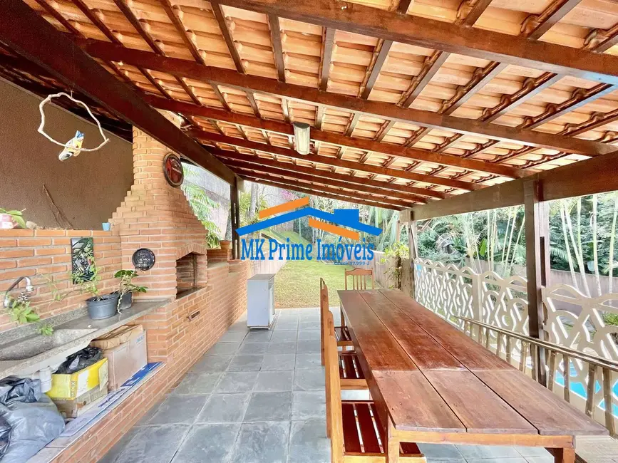 Foto 2 de Casa de Condomínio com 3 quartos para alugar, 321m2 em Chácara dos Lagos, Carapicuiba - SP