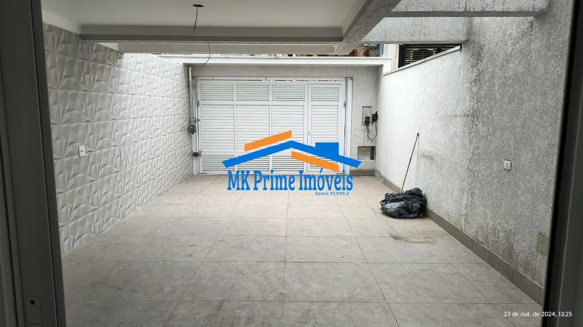 Sobrado com 3 quartos à venda, 145m2 em Bussocaba, Osasco - SP - imagem 3 Foto 3 de Sobrado com 3 quartos à venda, 145m2 em Bussocaba, Osasco - SP