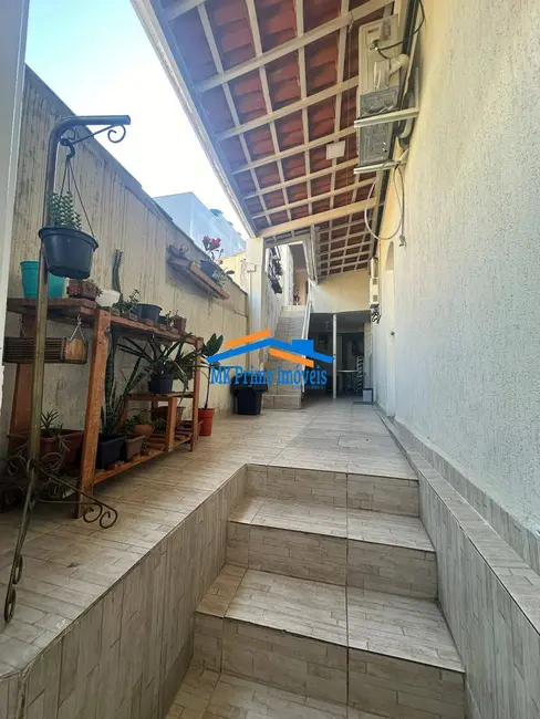 Sobrado com 3 quartos à venda, 141m2 em km 18, Osasco - SP - imagem 2 Foto 2 de Sobrado com 3 quartos à venda, 141m2 em km 18, Osasco - SP