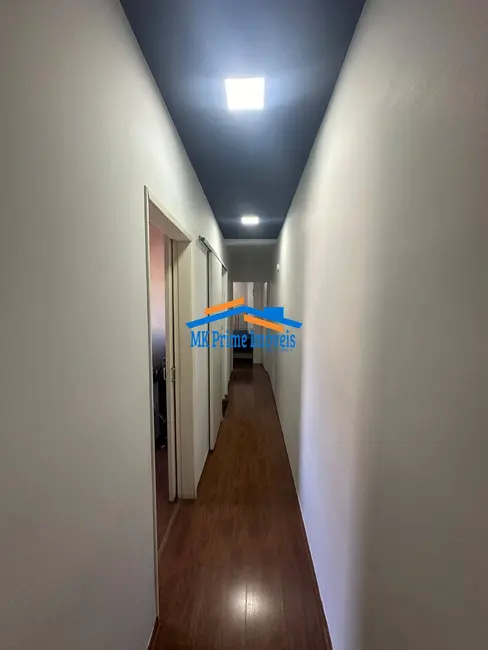Sobrado com 3 quartos à venda, 141m2 em km 18, Osasco - SP - imagem 6 Foto 6 de Sobrado com 3 quartos à venda, 141m2 em km 18, Osasco - SP