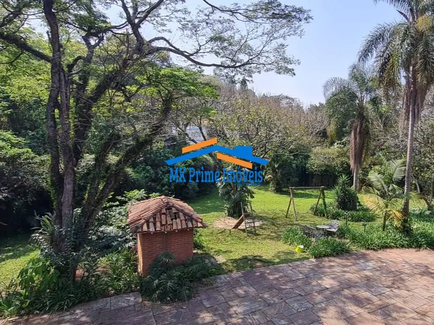 Foto 3 de Sobrado com 5 quartos à venda e para alugar, 757m2 em Vila Santo Antônio, Cotia - SP