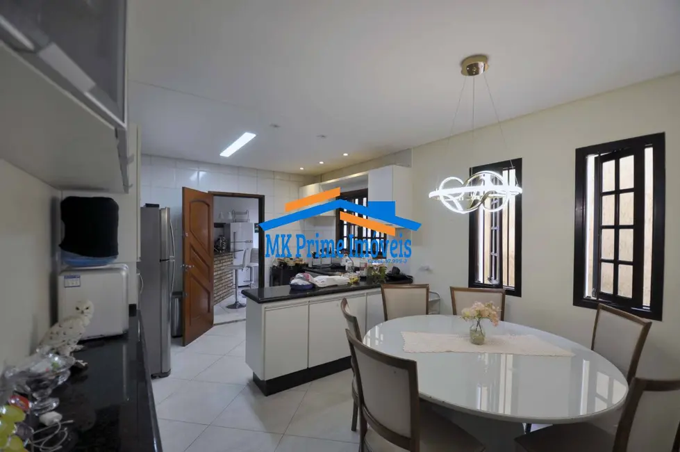 Foto 9 de Sobrado com 3 quartos à venda, 180m2 em Cipava, Osasco - SP