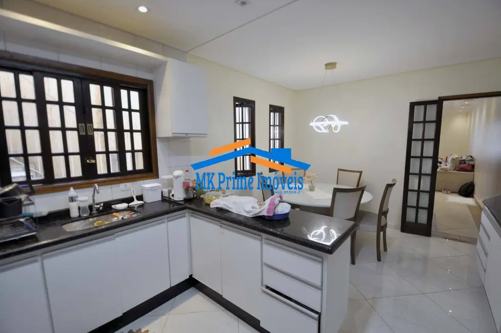 Foto 8 de Sobrado com 3 quartos à venda, 180m2 em Cipava, Osasco - SP