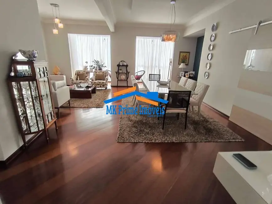 Casa de Condomínio com 3 quartos à venda, 451m2 em São Paulo II, Cotia - SP - imagem 6 Foto 6 de Casa de Condomínio com 3 quartos à venda, 451m2 em São Paulo II, Cotia - SP