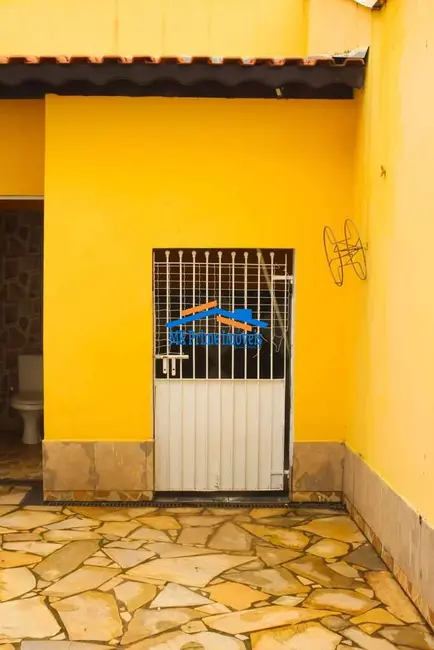 Sobrado com 5 quartos à venda, 374m2 em Jardim Miranda, Cotia - SP - imagem 3 Foto 3 de Sobrado com 5 quartos à venda, 374m2 em Jardim Miranda, Cotia - SP