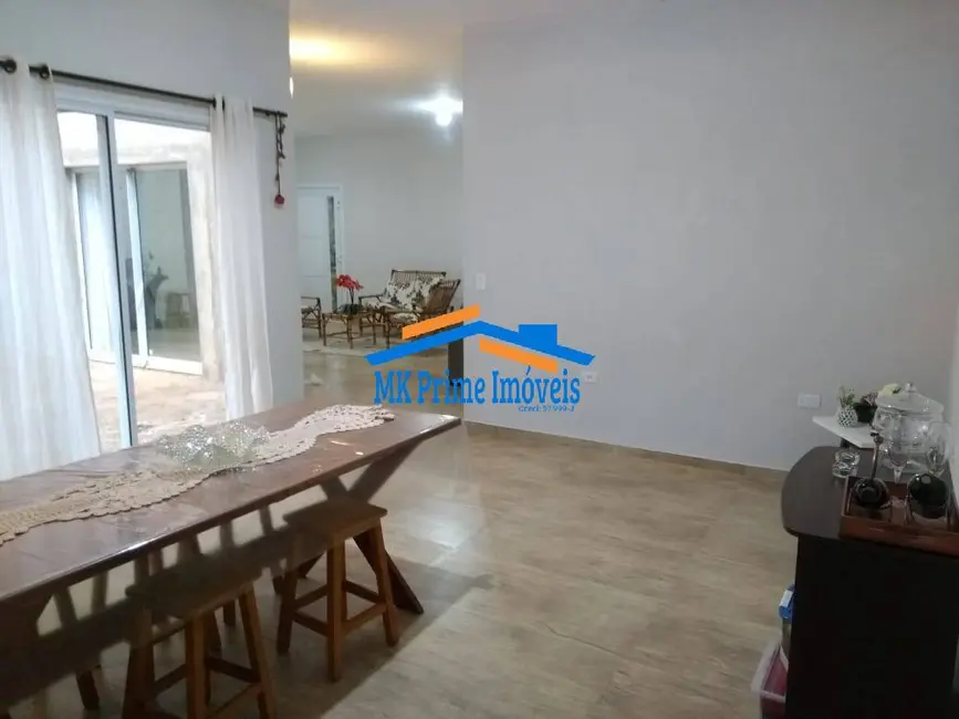 Foto 6 de Casa de Condomínio com 4 quartos à venda, 312m2 em Ibiuna - SP