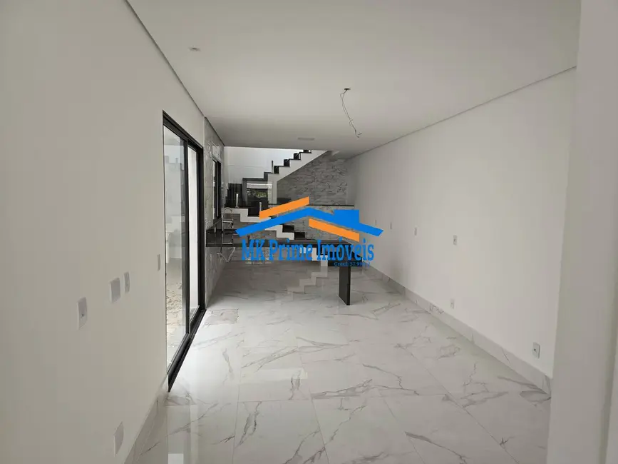 Foto 6 de Sobrado com 3 quartos à venda, 188m2 em Bela Vista, Osasco - SP