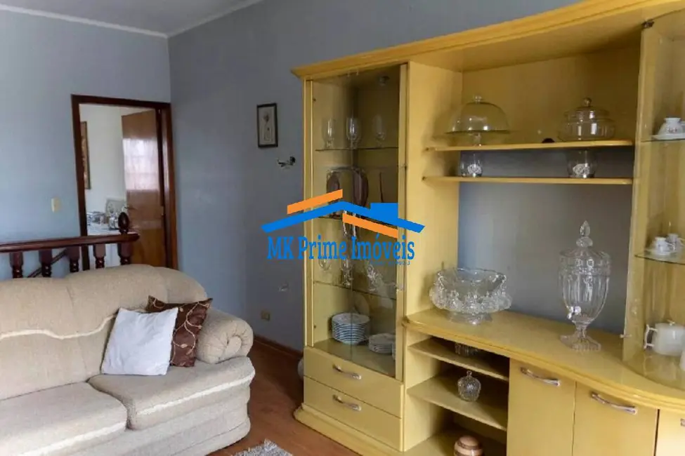 Foto 8 de Sobrado com 3 quartos à venda, 231m2 em Jardim Roberto, Osasco - SP