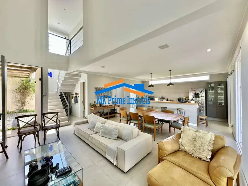 Foto 8 de Casa de Condomínio com 4 quartos à venda, 409m2 em Jandira - SP