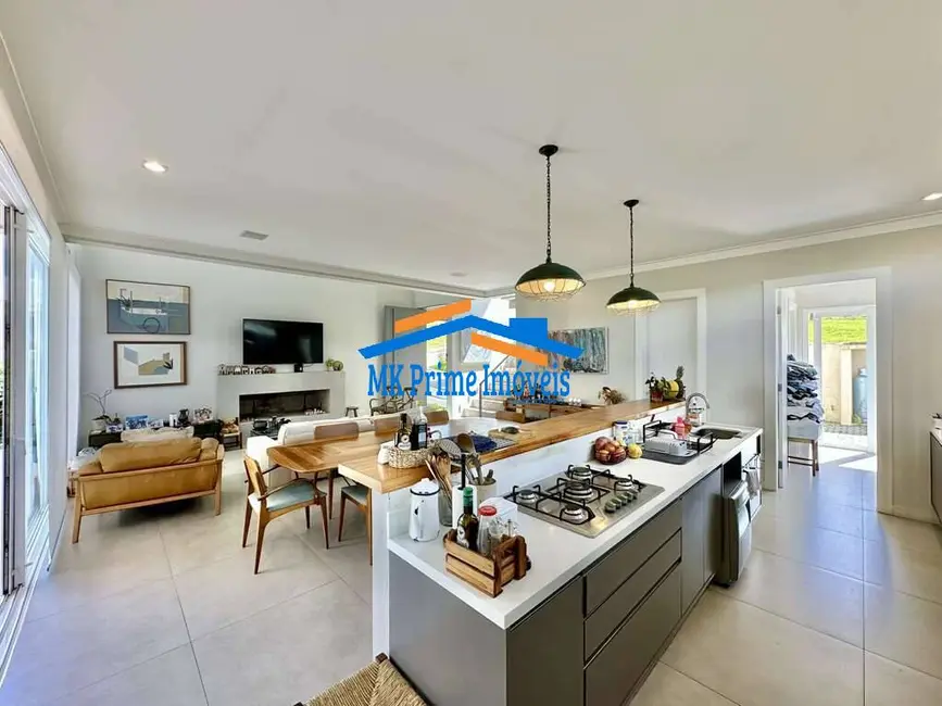 Foto 6 de Casa de Condomínio com 4 quartos à venda, 409m2 em Jandira - SP