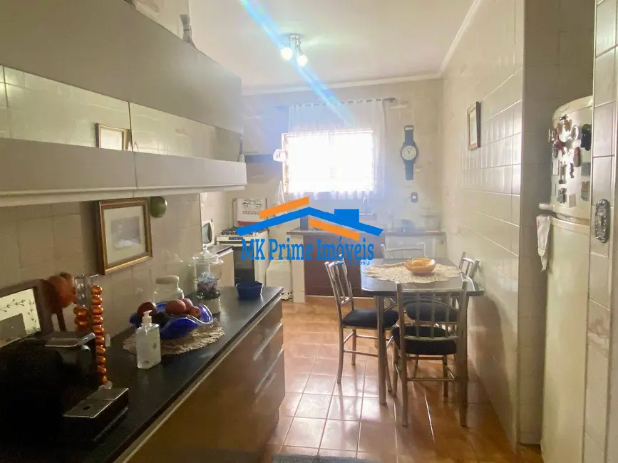 Casa com 4 quartos à venda, 292m2 em Ayrosa, Osasco - SP - imagem 8 Foto 8 de Casa com 4 quartos à venda, 292m2 em Ayrosa, Osasco - SP