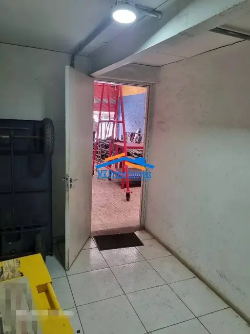 Armazém / Galpão para alugar, 250m2 em Piratininga, Osasco - SP - imagem 6 Foto 6 de Armazém / Galpão para alugar, 250m2 em Piratininga, Osasco - SP