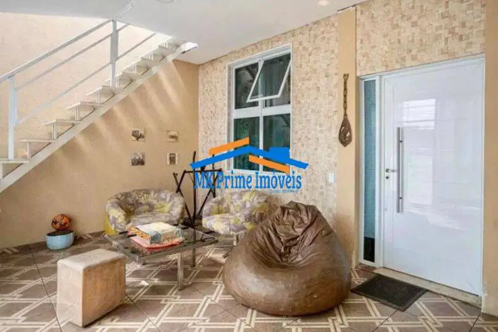 Sobrado com 4 quartos à venda, 320m2 em Bandeiras, Osasco - SP - imagem 5 Foto 5 de Sobrado com 4 quartos à venda, 320m2 em Bandeiras, Osasco - SP