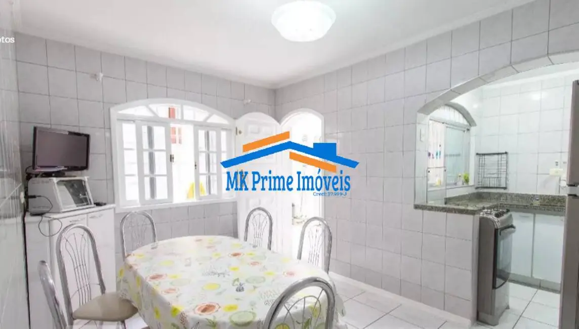 Sobrado com 2 quartos à venda, 186m2 em Santo Antônio, Osasco - SP - imagem 7 Foto 7 de Sobrado com 2 quartos à venda, 186m2 em Santo Antônio, Osasco - SP
