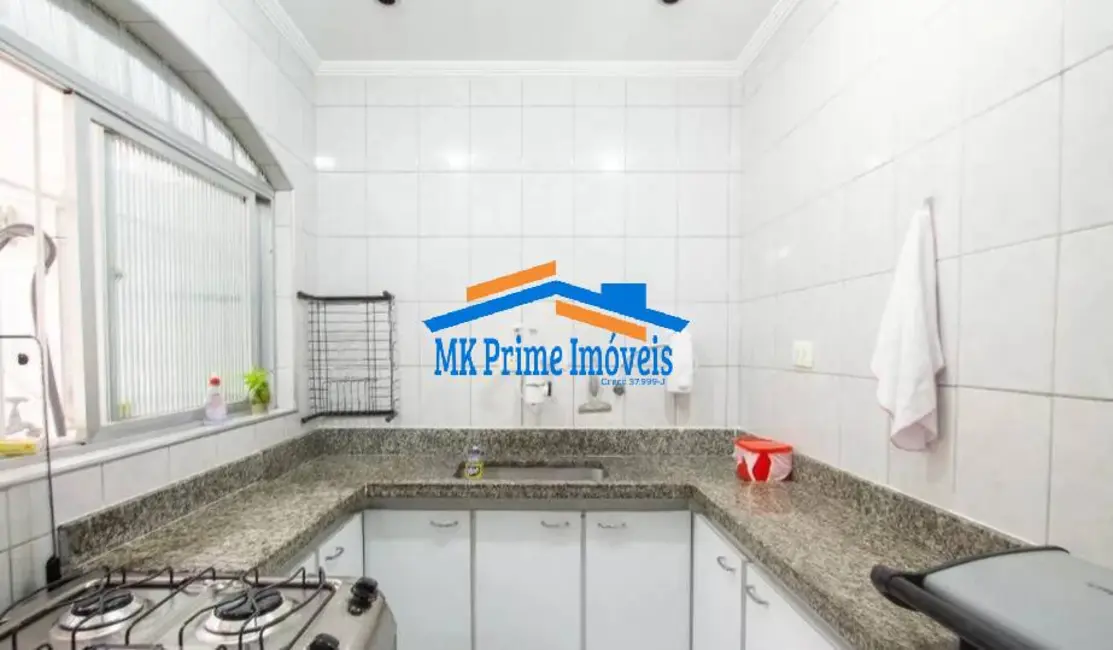 Sobrado com 2 quartos à venda, 186m2 em Santo Antônio, Osasco - SP - imagem 9 Foto 9 de Sobrado com 2 quartos à venda, 186m2 em Santo Antônio, Osasco - SP